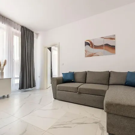 Zhelyazkova Sunny 2br * Varna