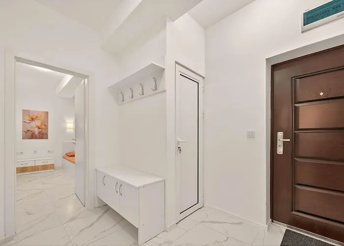 Zhelyazkova Sunny 2br ヴァルナ